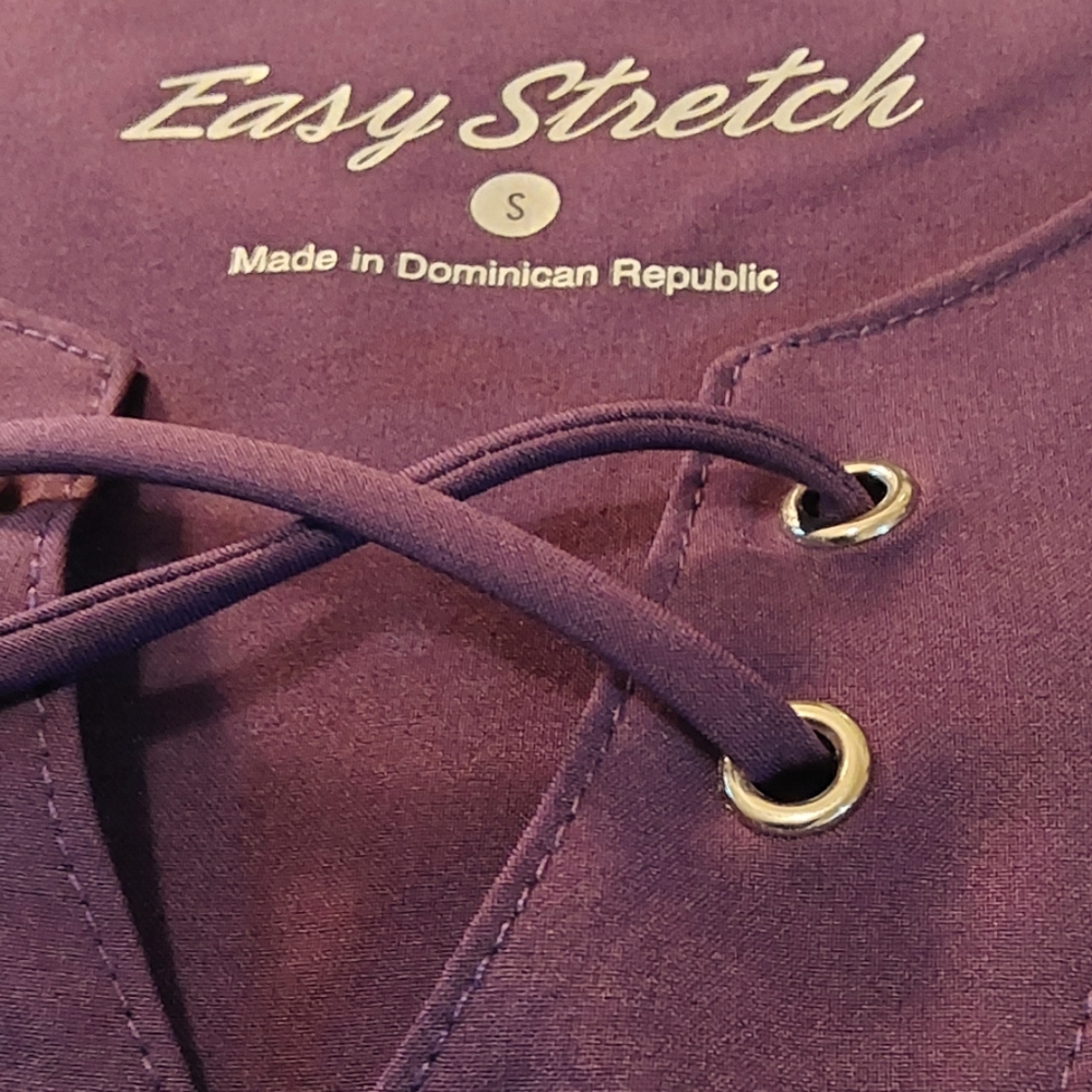 🌺 NEW Easy Stretch Long Sleeved Scrub Top - Picture 3 of 8